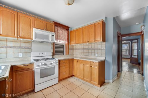 6519 Maryland Ave, Chicago IL  60637-4207 exterior