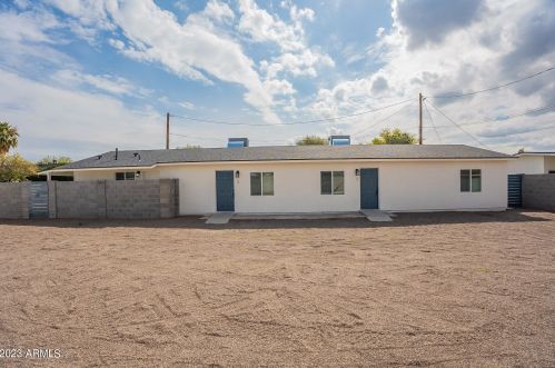 5039 18 Ave, Phoenix AZ 85015-6121 exterior