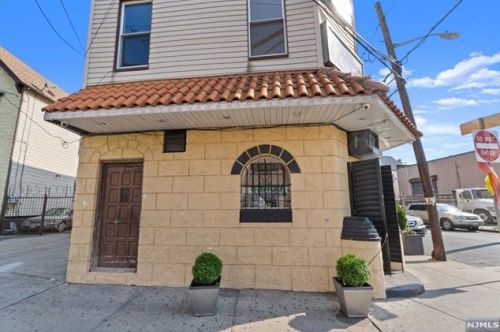 533 Ferry St, Newark NJ  07105-4401 exterior