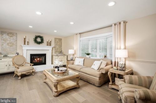 50 Crestwood Dr, Trenton NJ 08690-1938 exterior