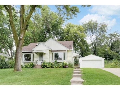 1057 Grandview Ave, Saint Paul MN  55109-2025 exterior