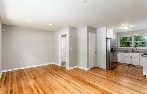 2059 Claude St, Atlanta GA  30318-1832 exterior