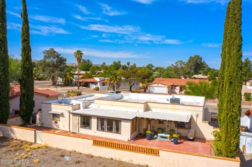 320 Paseo Chuparosas, Green Valley AZ 85614-3303 exterior