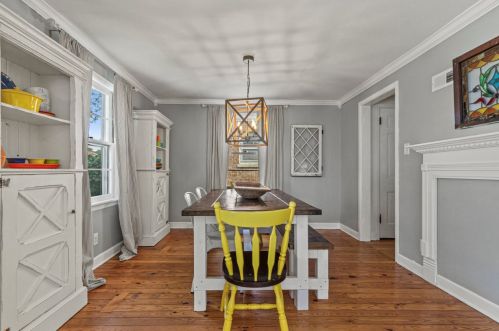 2649 65, Milwaukee WI 53214-1721 exterior