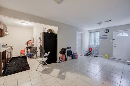 5835 Albert Dr, Humble TX 77396-2002 exterior