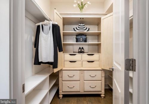 1413 Darien St, Philadelphia PA 19147-5726 exterior