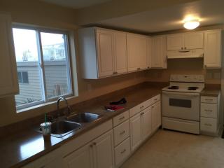 1304 34th St, Seattle WA  98056-1960 exterior