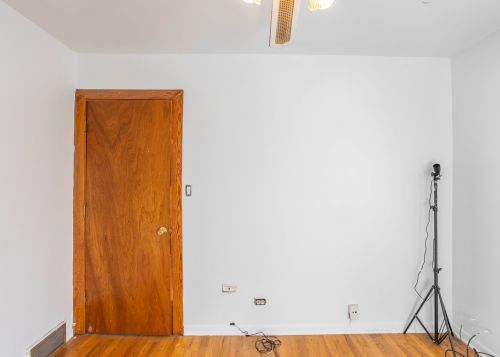 5005 Kilpatrick Ave, Chicago IL 60652-2010 exterior