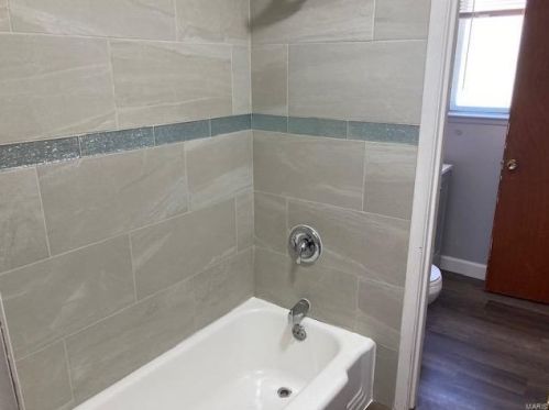 1725 Bradshaw Dr, Saint Louis MO 63136-2422 exterior