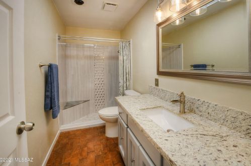 6541 Camino Katrina, Tucson AZ 85718-2023 exterior