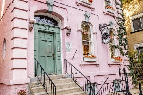 777 Prospect Ave, Milwaukee WI 53202-4000 exterior