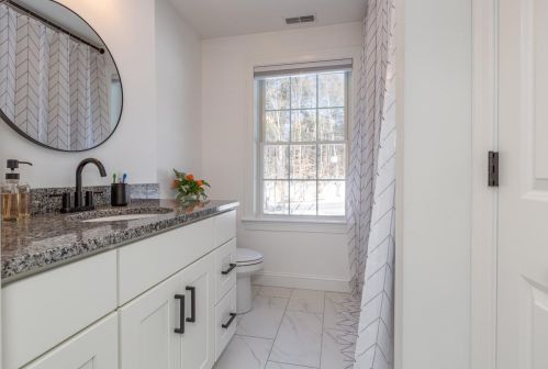 123 Carter Hill Rd, Concord NH  03303-4137 exterior