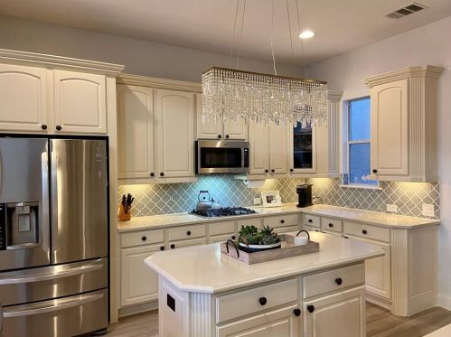 11501 Firethorn Ct, Austin TX 78732-2231 exterior