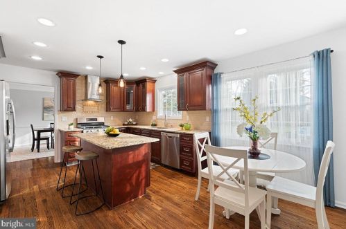 1 Fieldston Rd, Princeton NJ 08540-6453 exterior