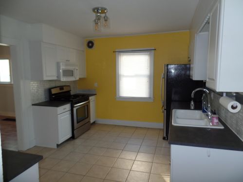 1108 Dickinson St, Grand Rapids MI 49507-2109 exterior