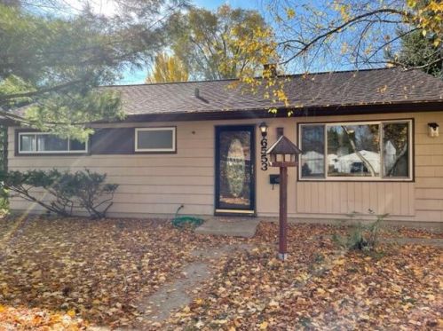 6553 Ohio Ave, Milwaukee, WI 53219-4247