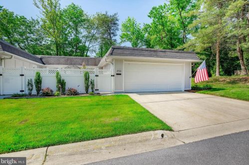 3720 Finsbury Park Dr, Silver Spring, MD 20906-1412