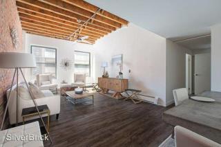 15 Taylor St, Springfield MA  01103-1205 exterior