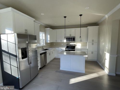 316 56th St, Washington DC  20019-6747 exterior