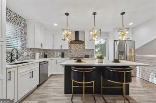 2891 Alexandria Dr, Atlanta GA  30331-5324 exterior