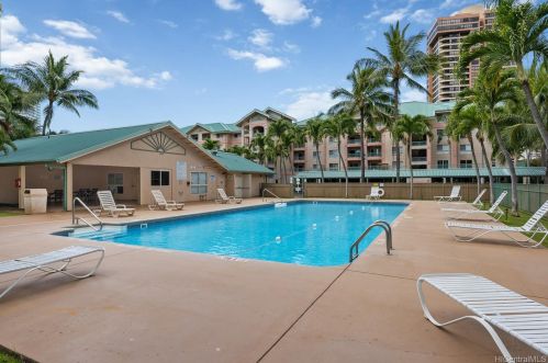 1080 Ala Napunani St, Honolulu HI 96818-1783 exterior