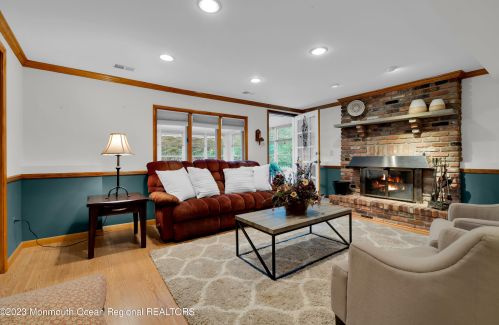 442 Frank Applegate Rd, Jackson Twp NJ 08527-2454 exterior