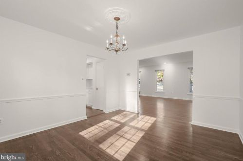 1721 Arbor View Rd, Silver Spring MD 20902-1410 exterior