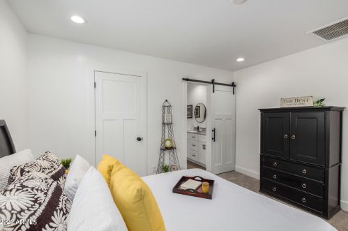 4215 19 Pl, Phoenix AZ 85040-1407 exterior