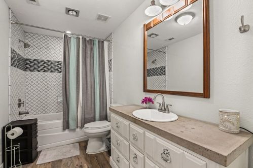 5611 Frst Timbers Dr, Humble TX 77346-1937 exterior