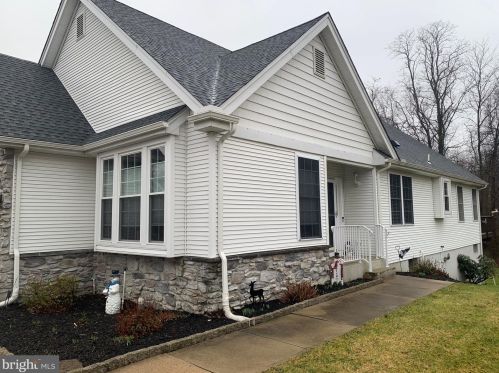 74 Bear Meade Dr, Trenton, NJ 08691-3333