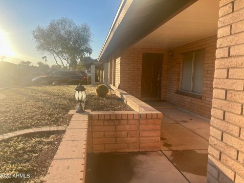 508 Angela Dr, Phoenix AZ  85022-1819 exterior