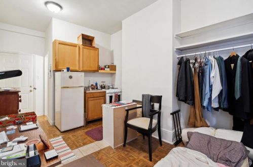 5045 Hazel Ave, Philadelphia PA 19143-1938 exterior