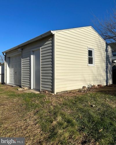 107 Roosevelt Ave, New Castle DE  19720-3313 exterior