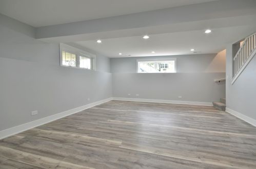 2601 75th Ave, Chicago IL  60707-1933 exterior