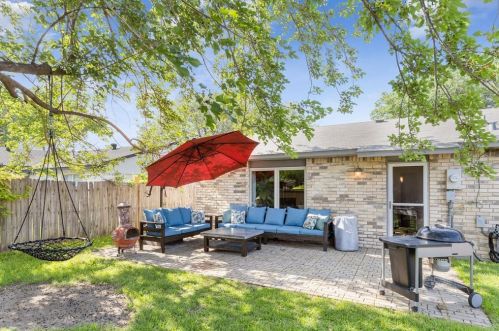 5332 Norris Dr, Frisco TX 75056-2110 exterior