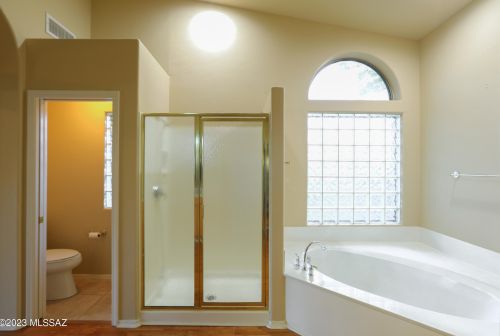 11438 Mtn Breeze Dr, Tucson AZ 85737-7247 exterior