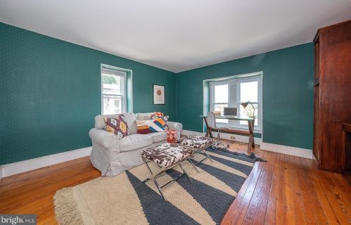 120 Chestnut Hill Ave, Philadelphia PA 19118-2715 exterior