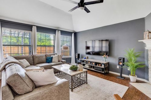 5928 Legend Ln, Frisco TX 75056-7141 exterior