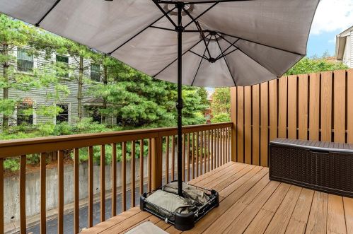 44 18 St, Pittsburgh PA 15222-4401 exterior