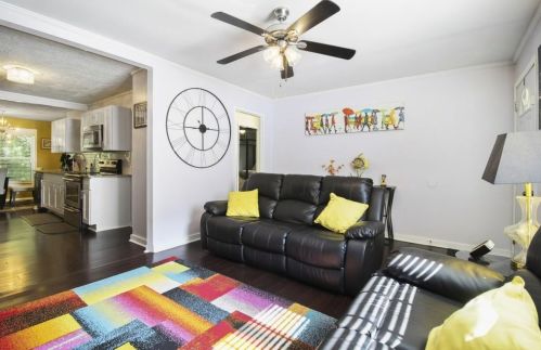 1385 Kenilworth Dr, Atlanta GA 30310-3941 exterior