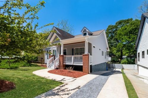 95 Dahlgren St, Atlanta, GA 30317-1649