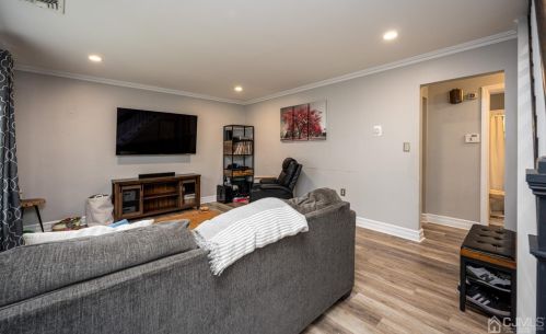 133 Hoover Ave, Edison NJ 08837-2669 exterior