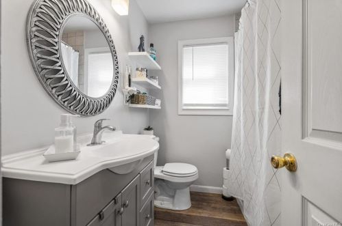 12 Elm St, Middletown NY 10940-6103 exterior