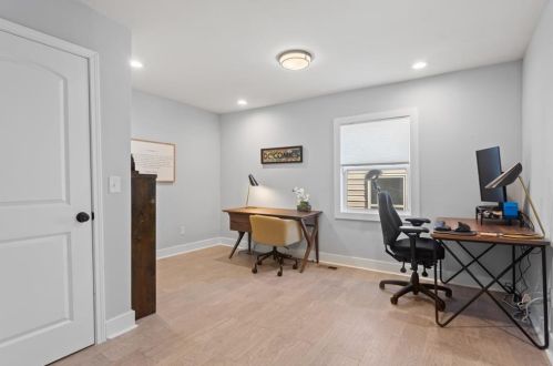 1061 Ashby Grv, Atlanta GA  30314-3146 exterior