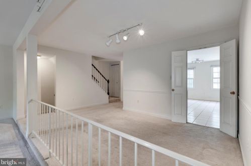 11352 Empire Ln, Rockville MD 20852-2870 exterior