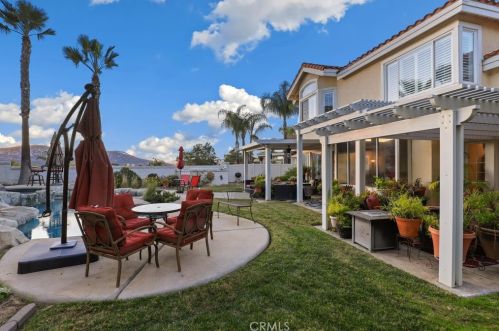 45473 Camino Monzon, Temecula CA 92592-1300 exterior