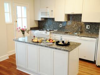 1908 37th St, Washington DC  20007-2240 exterior