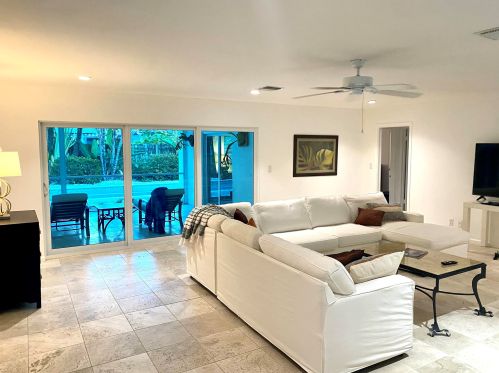 1237 14th St, Boca Raton FL  33486-5311 exterior