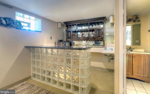 35 Collingswood Ave, Camden NJ 08107-1243 exterior