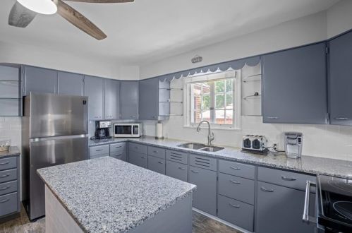 12 Nelson St, Providence RI  02908-3403 exterior